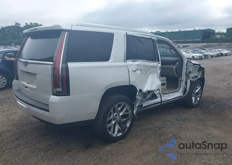 2017 Cadillac Escalade Premium Luxury из США, поврежденный, VIN 1GYS4CKJ6HR112873